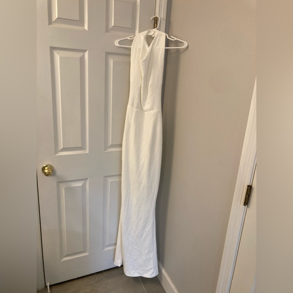 Oldsport NWT The Backless gown in Vintage white size small maxi body-con halter - Picture 5 of 13